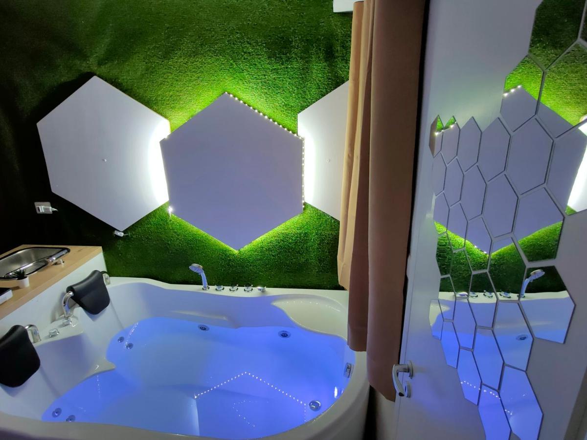 Green Suite Бари Экстерьер фото