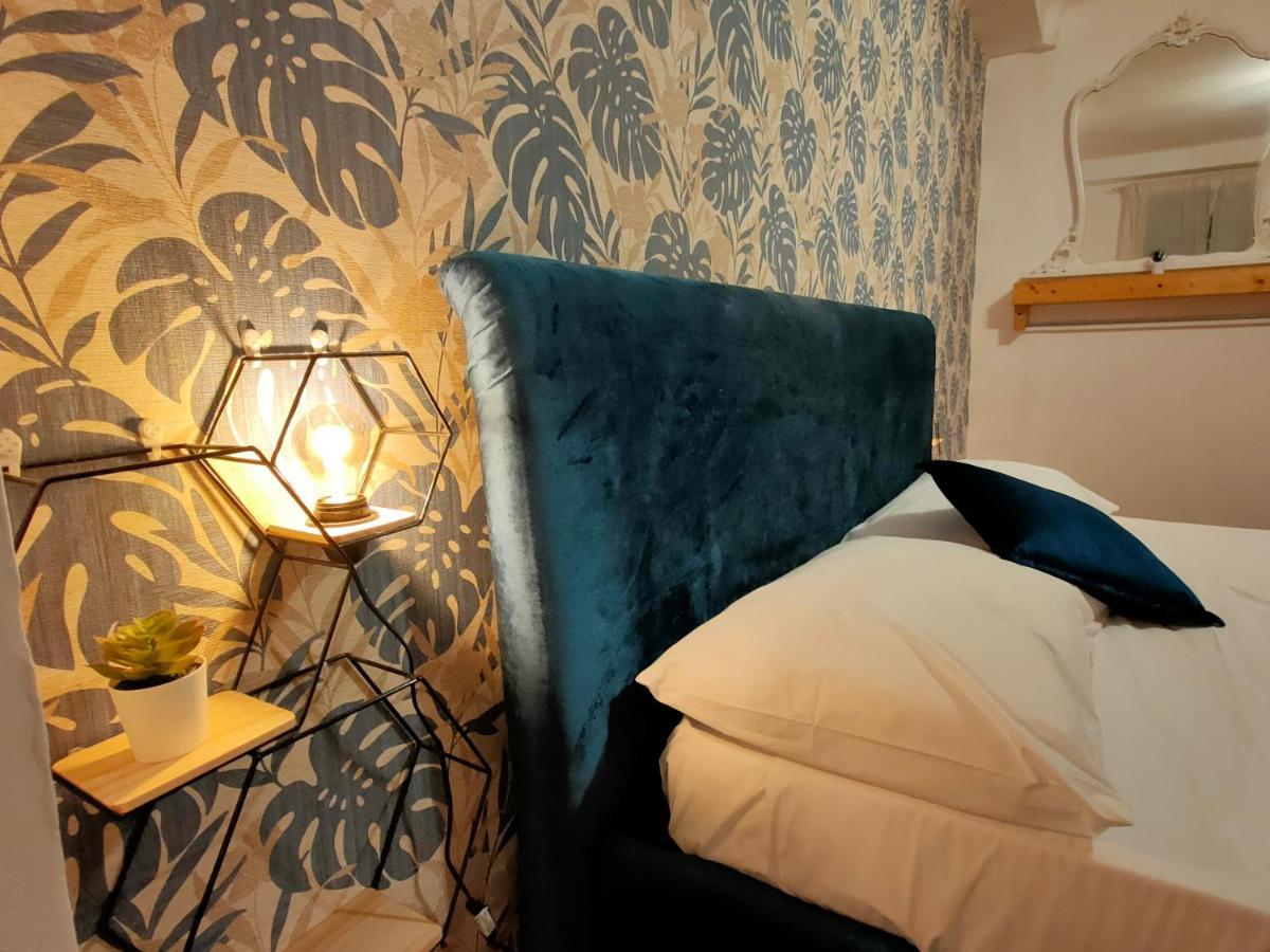 Green Suite Бари Экстерьер фото